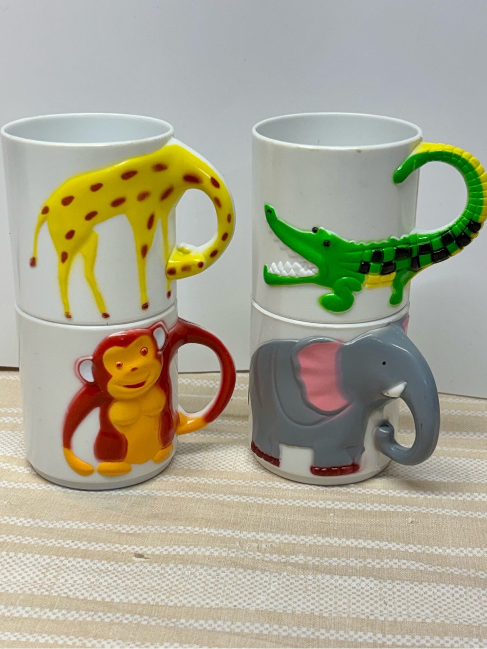 4 Vintage Plastic Stackable Kids Zoo Animal Cups 1970s Truly 70’s Nostalgia.